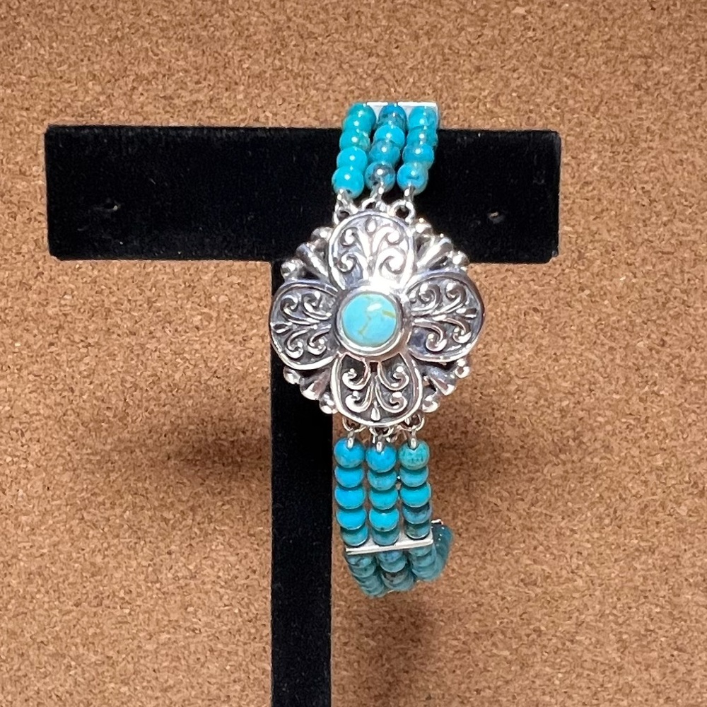 925 Sterling Silver Turquoise bead  Flower Bracelet toggles clasp